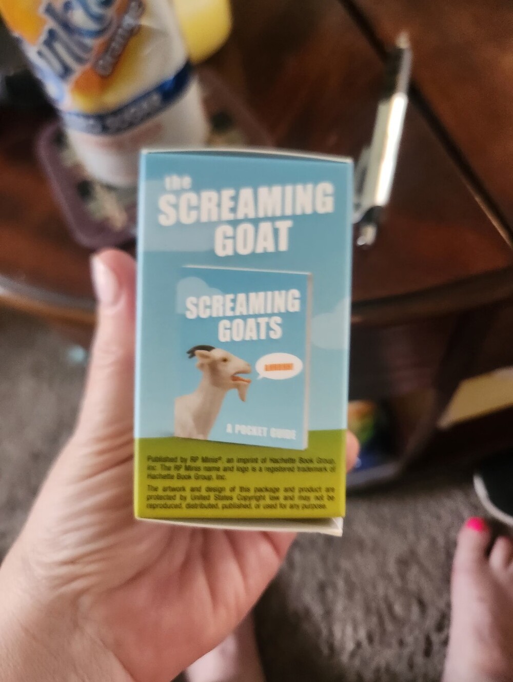 The Screaming Goat Figurine - Picture 3 of 4